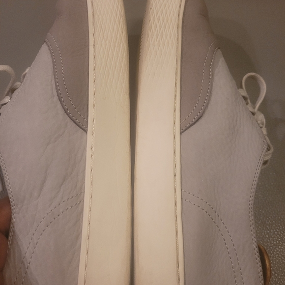 Sneakers - Picture 7 of 11